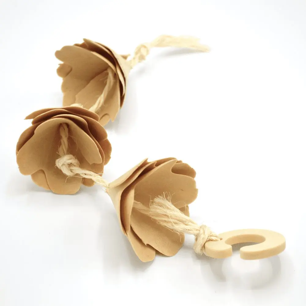 Oxbow Flower Cone Treat Hanger Small Pet - Image 3