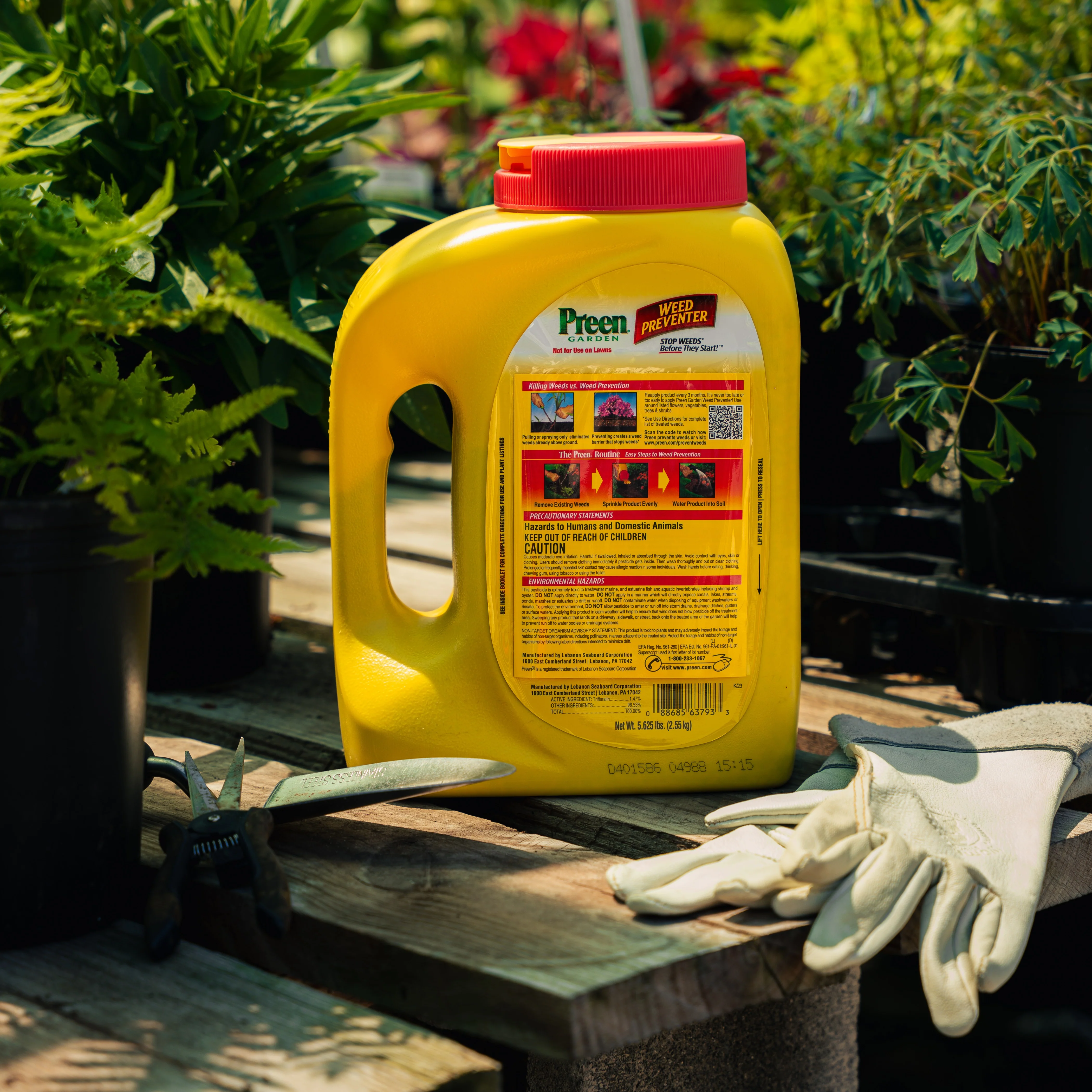 Preen® Garden Weed Preventer - 5.6 LB Bottle - Image 2